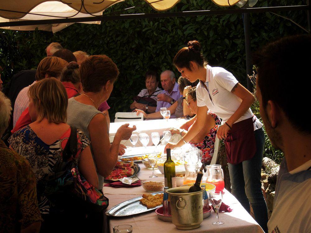 Hotel Ristorante Il Caminetto Diano Marina Dış mekan fotoğraf