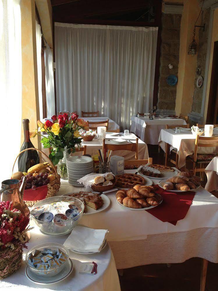 Hotel Ristorante Il Caminetto Diano Marina Dış mekan fotoğraf