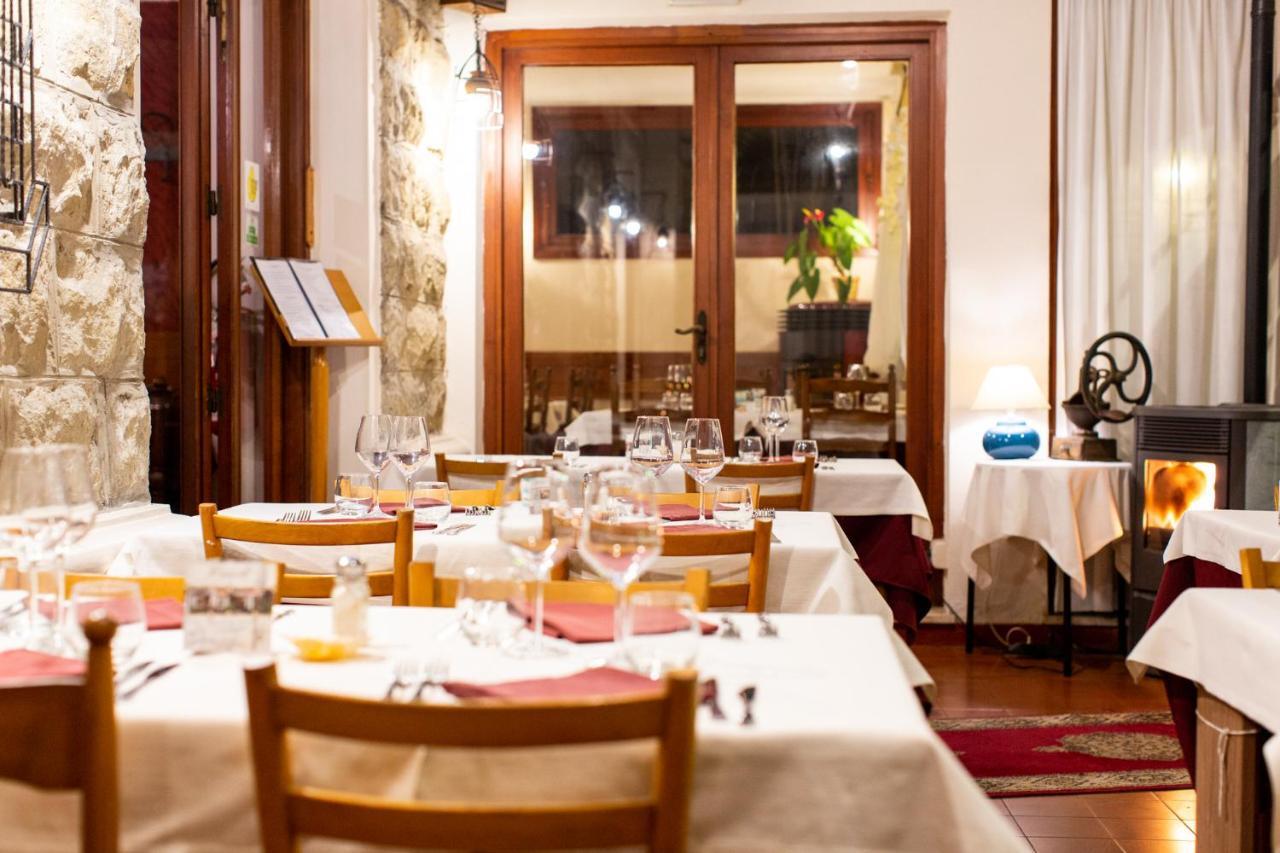Hotel Ristorante Il Caminetto Diano Marina Dış mekan fotoğraf